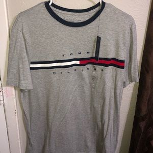 New Tommy Hilfiger shirt